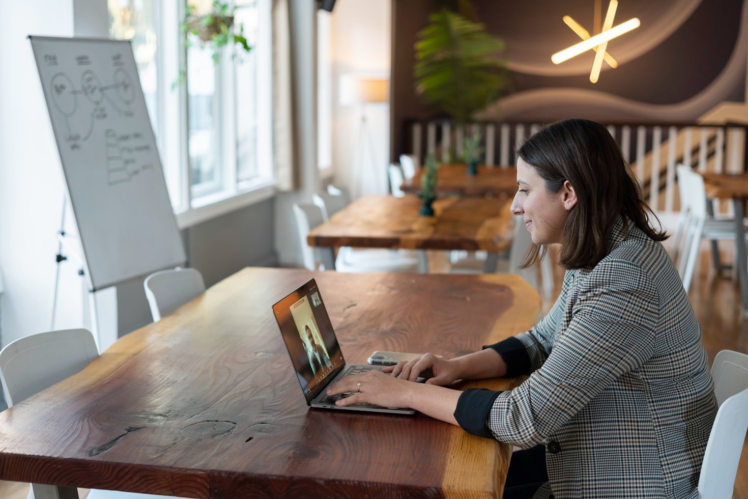 Top Ways to Maximize Productivity Using Elenibot
